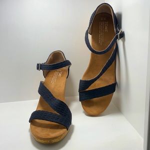 Toms sandals